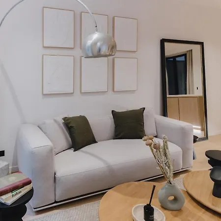 Large And Calm 2br With Ac & Patio Paris