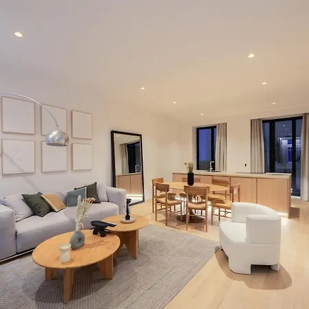 Large And Calm 2br With Ac & Patio Apartment *