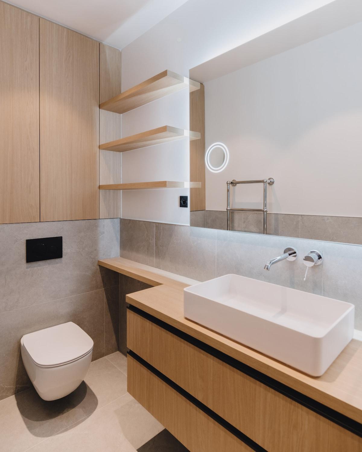 Large And Calm 2br With Ac & Patio Appartamento